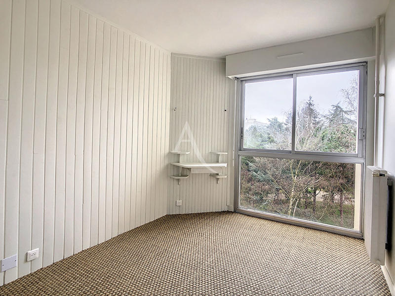 Appartement - 95 m² - 5 pièces