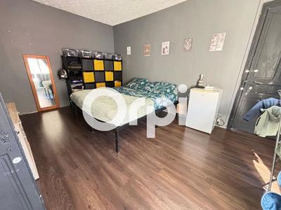 Maison - 90 m² - 3 pièces