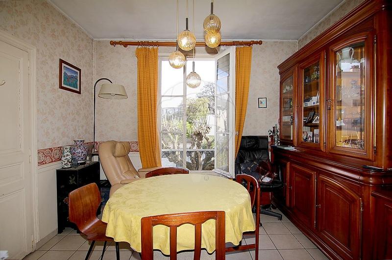 Maison - 174 m² - 25 pièces