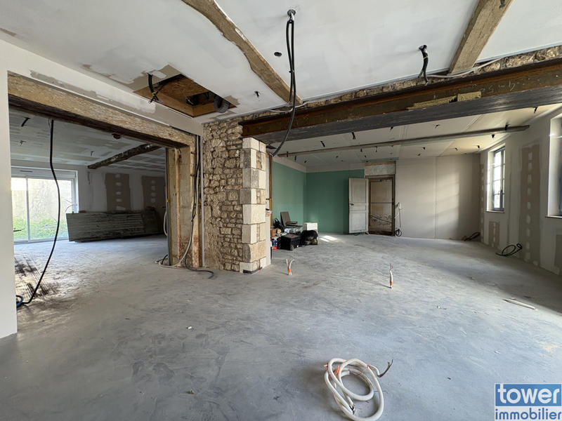 Maison de village - 307 m² - 7 pièces