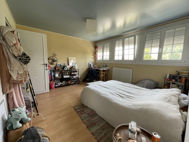 Maison - 226 m² - 9 pièces