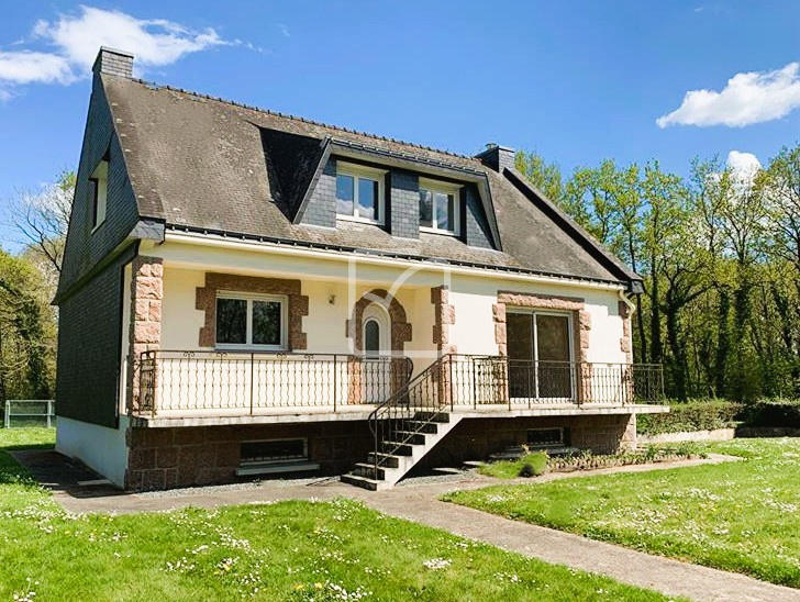Maison - 145 m² - 7 pièces