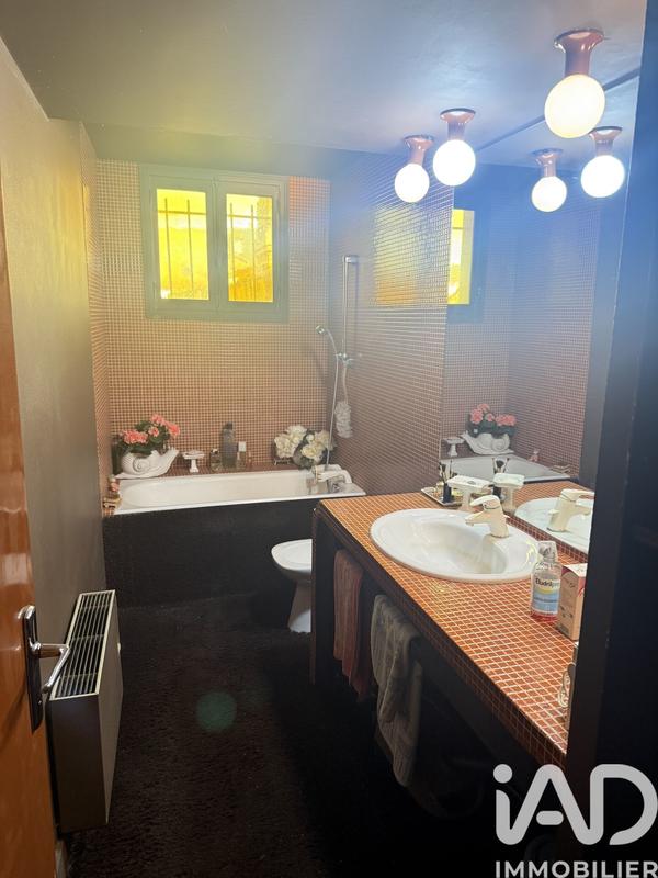 Maison de ville - 131 m² - 4 pièces