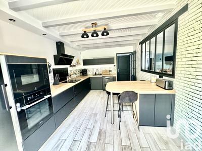 Maison de village - 200 m² - 6 pièces