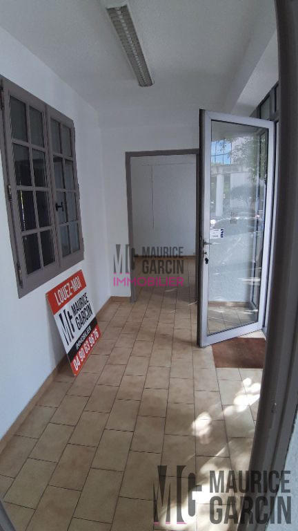 Bureau - 75 m² - 3 pièces