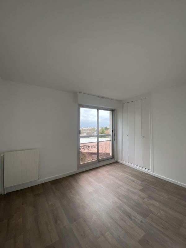 Appartement - 81 m² - 4 pièces