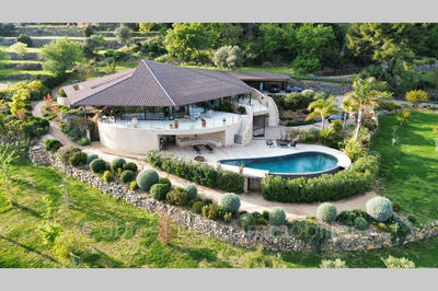 Villa - 280 m² - 5 pièces