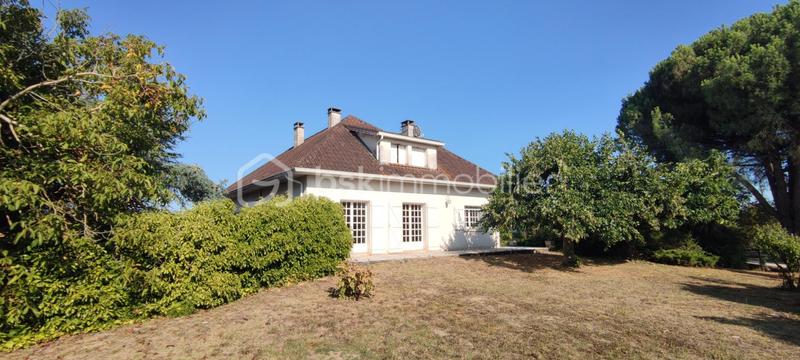 Demeure - 130 m² - 7 pièces