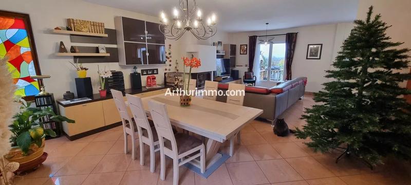 Maison - 175 m² - 7 pièces