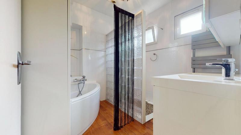 Maison - 138 m² - 5 pièces