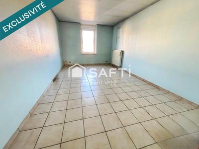 Maison - 214 m² - 10 pièces