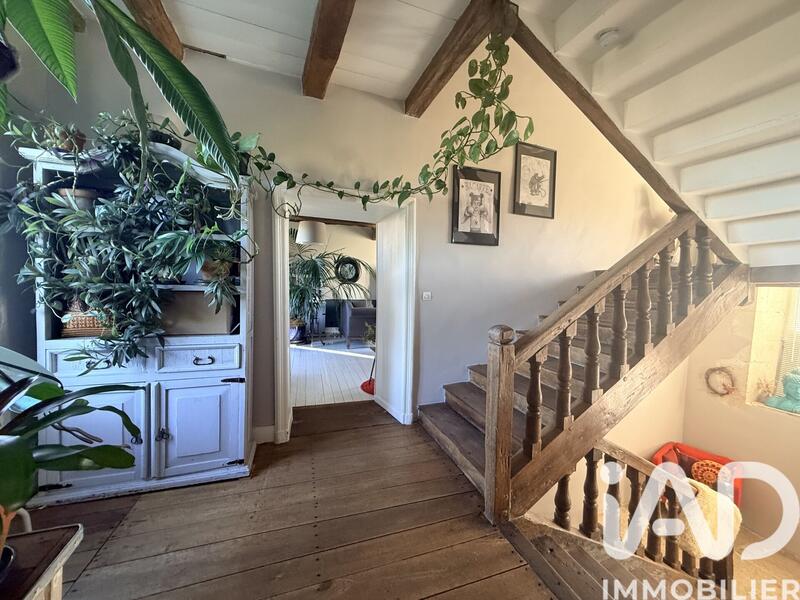 Maison - 200 m² - 5 pièces