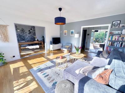 Appartement - 86 m² - 4 pièces