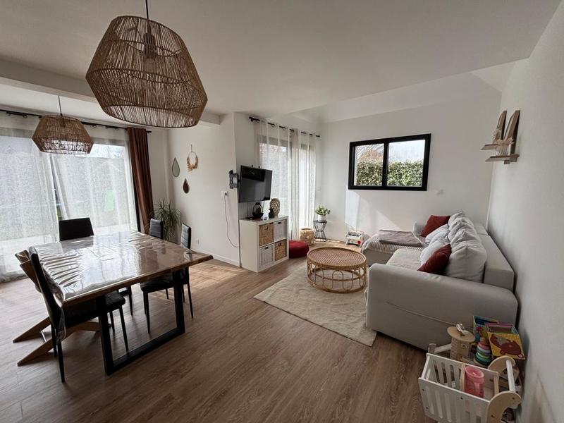 Maison - 100 m² - 4 pièces