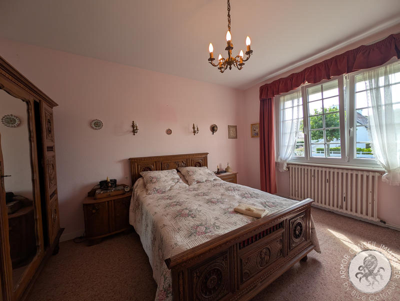 Maison - 175 m² - 8 pièces