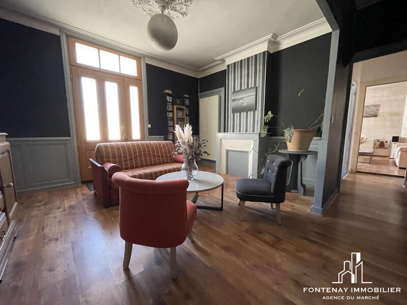 Maison ancienne - 269 m² - 10 pièces