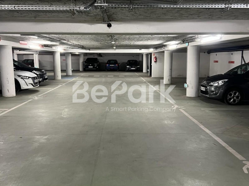 Parking - 10 m²