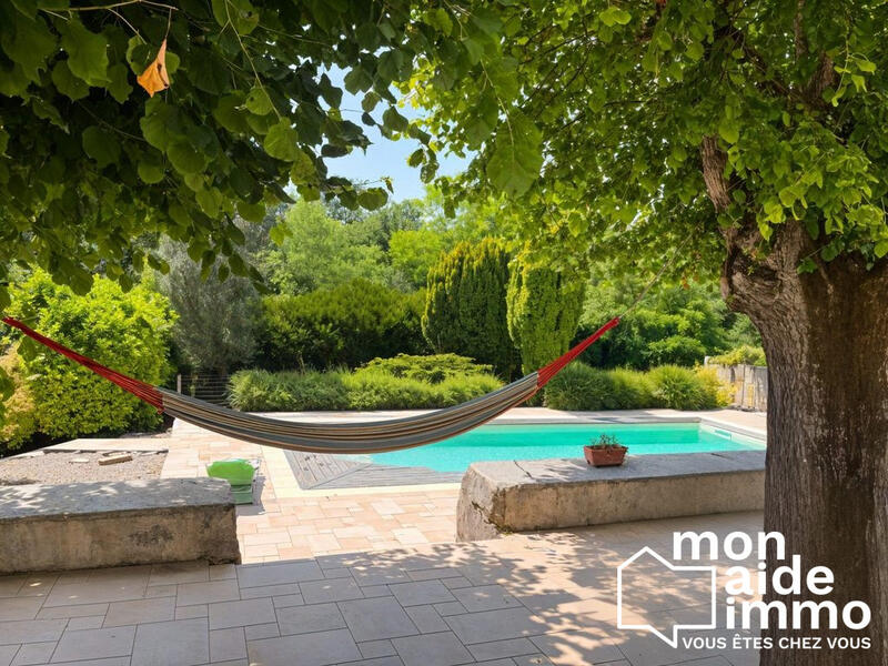 Maison ancienne - 160 m² - 5 pièces