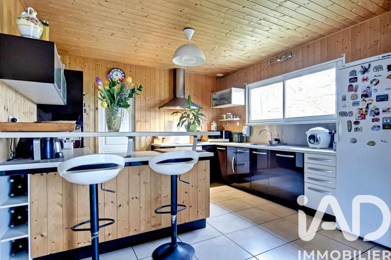 Maison - 142 m² - 5 pièces