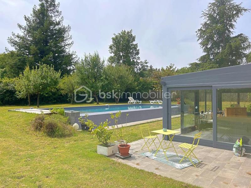 Villa - 168 m² - 6 pièces