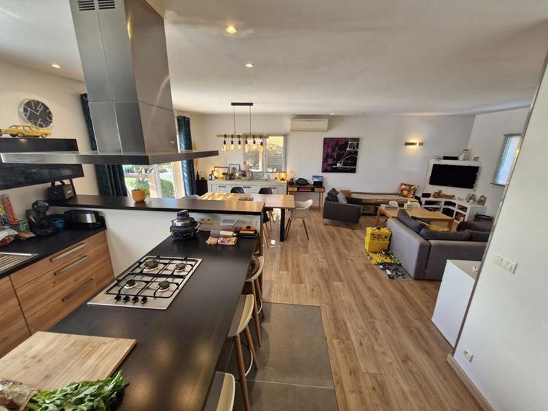 Maison - 108 m² - 4 pièces