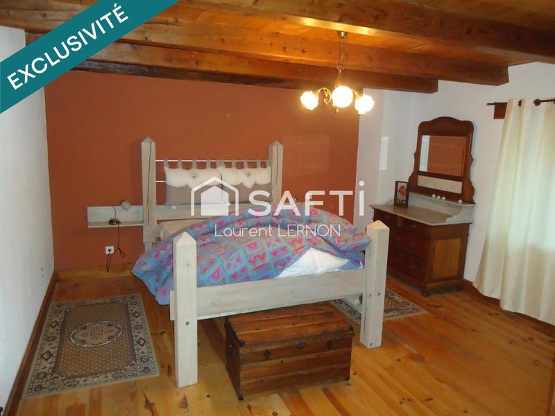 Maison - 308 m² - 8 pièces