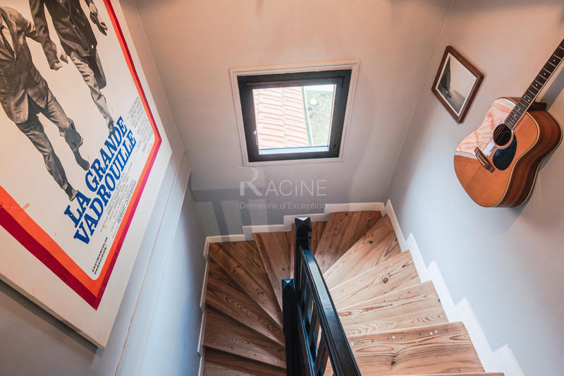 Maison - 140 m² - 6 pièces