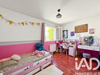 Maison - 102 m² - 5 pièces