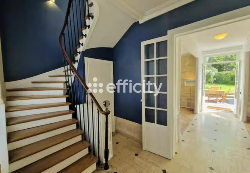 Maison - 170 m² - 6 pièces