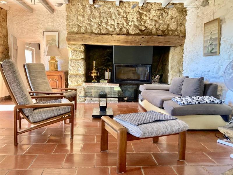 Villa - 233 m² - 8 pièces