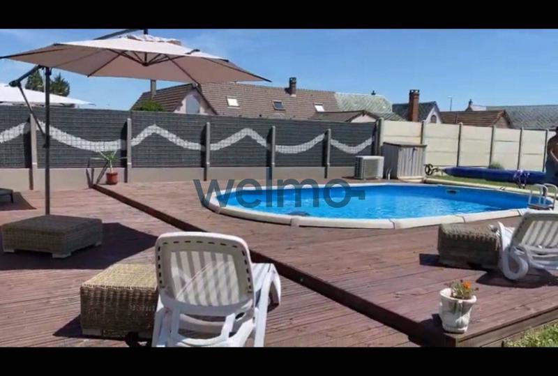 Maison - 230 m² - 9 pièces