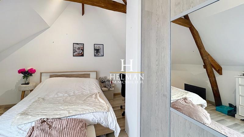 Maison - 201 m² - 6 pièces