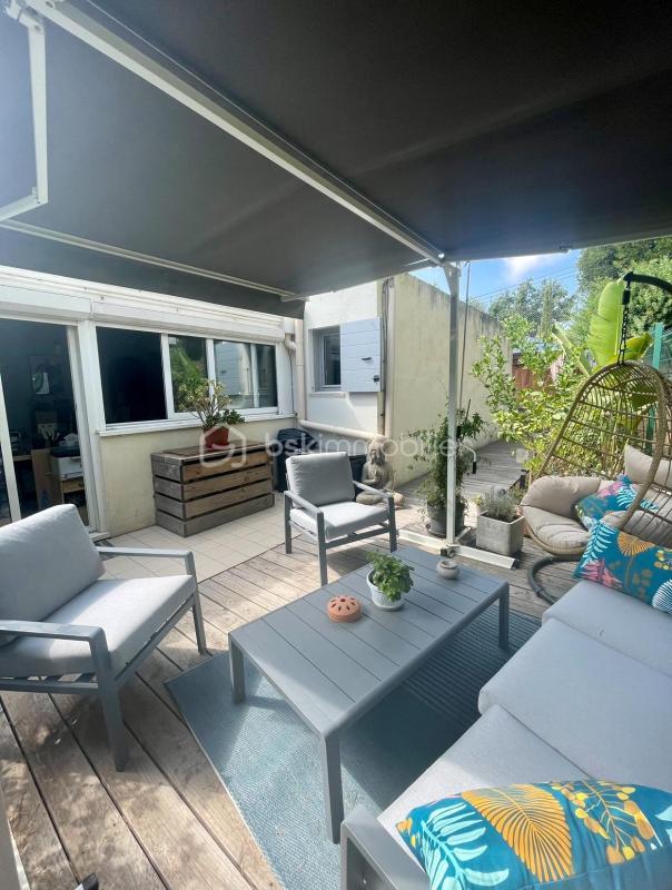 Demeure - 268 m² - 7 pièces