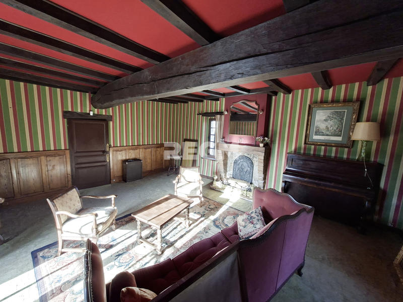 Maison - 190 m² - 6 pièces