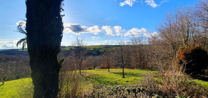 Corps de ferme - 189 m² - 9 pièces