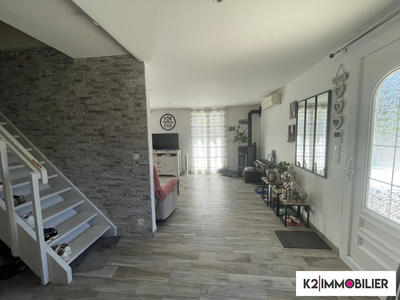 Maison traditionnelle - 107 m² - 6 pièces