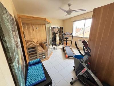 Appartement - 120 m² - 5 pièces