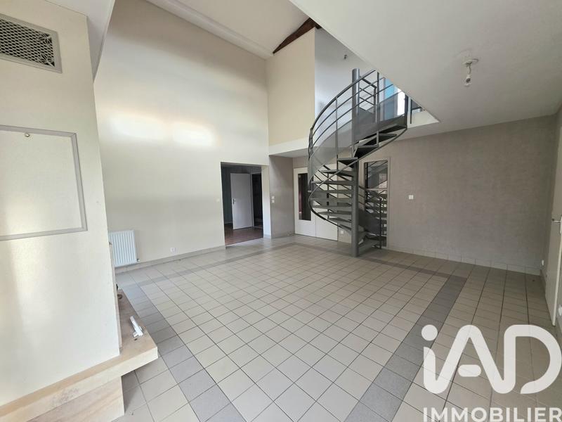 Maison - 128 m² - 7 pièces