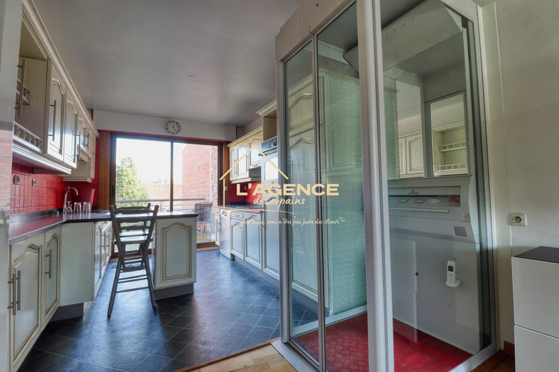 Maison - 157 m² - 4 pièces