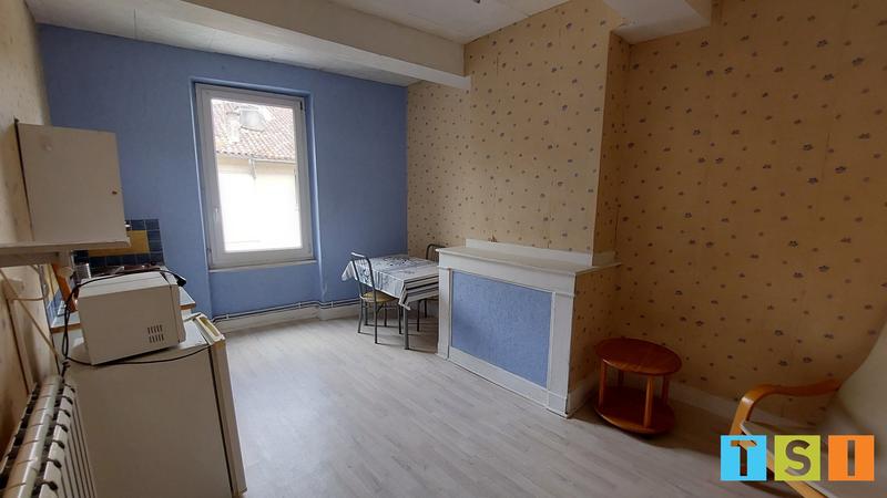 Maison - 400 m² - 16 pièces