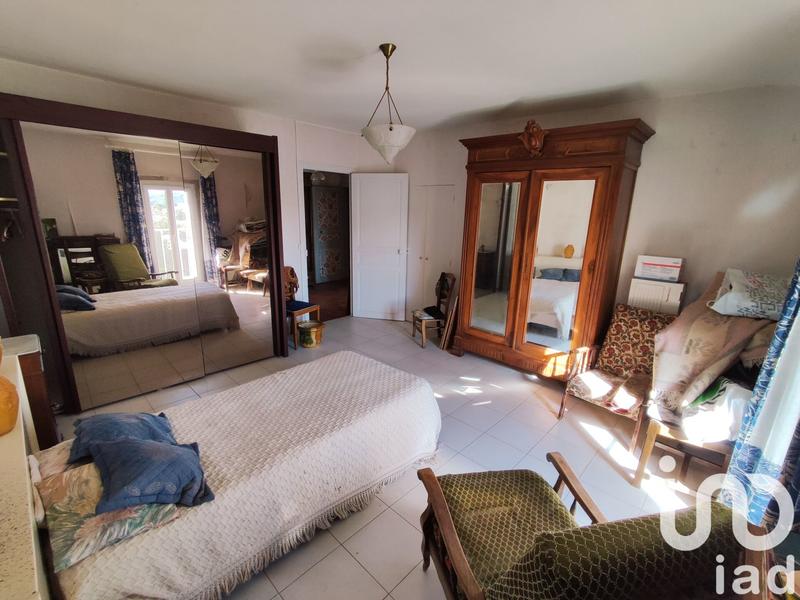 Maison - 210 m² - 7 pièces