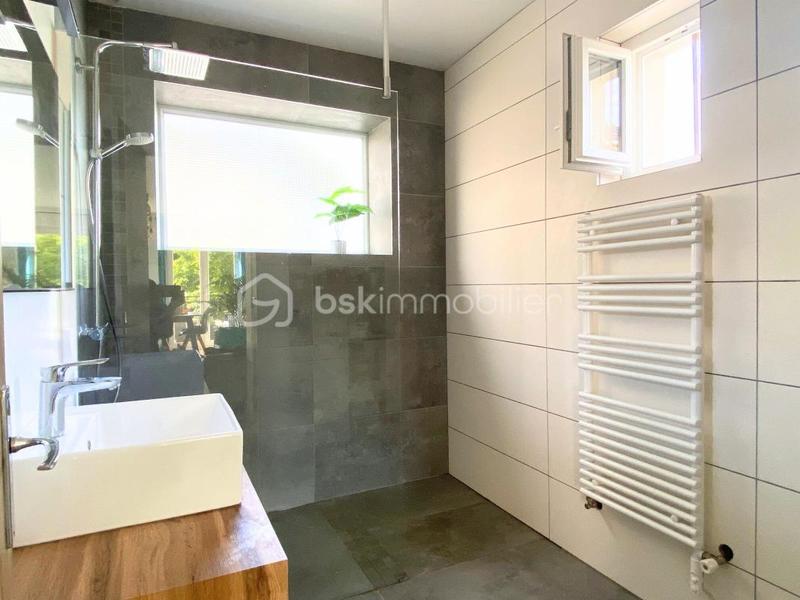 Maison - 150 m² - 8 pièces