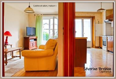 Maison de village - 380 m² - 15 pièces