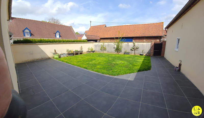 Maison - 167 m² - 8 pièces