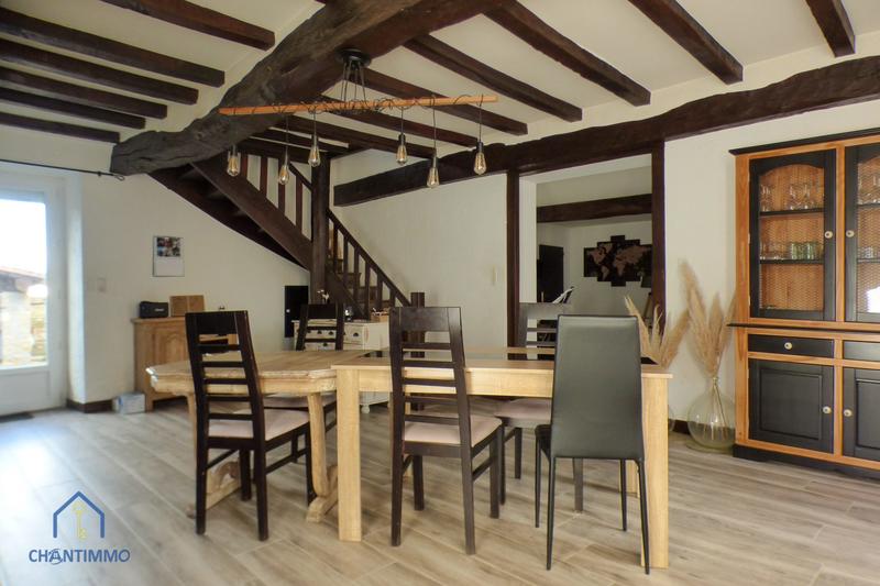 Maison ancienne - 205 m² - 8 pièces