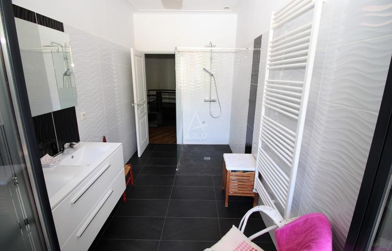 Maison de ville - 250 m² - 8 pièces