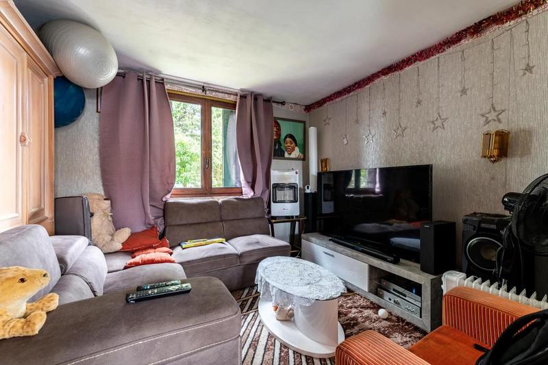 Maison - 90 m² - 3 pièces