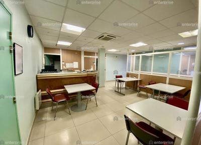 Local commercial - 210 m²