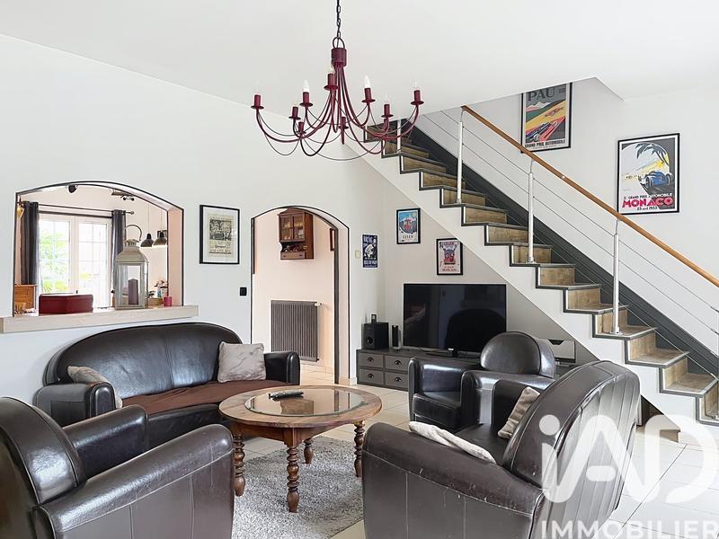 Maison - 140 m² - 5 pièces