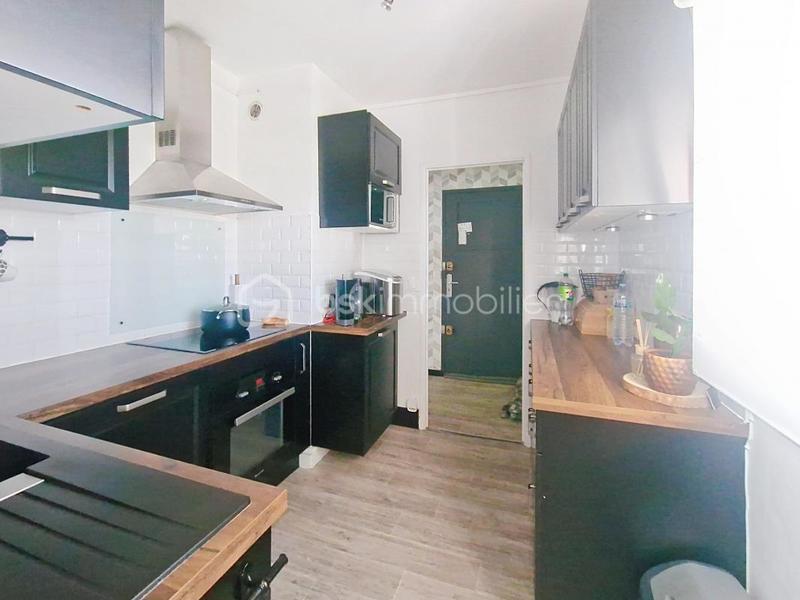 Appartement - 82 m² - 4 pièces